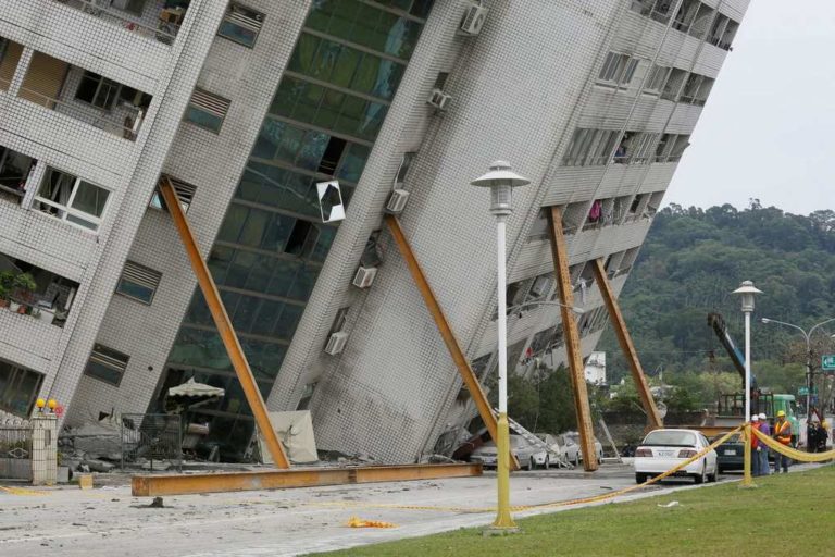 15 удивительных фотографий, увидев которые хочется воскликнуть: «Как так?!»