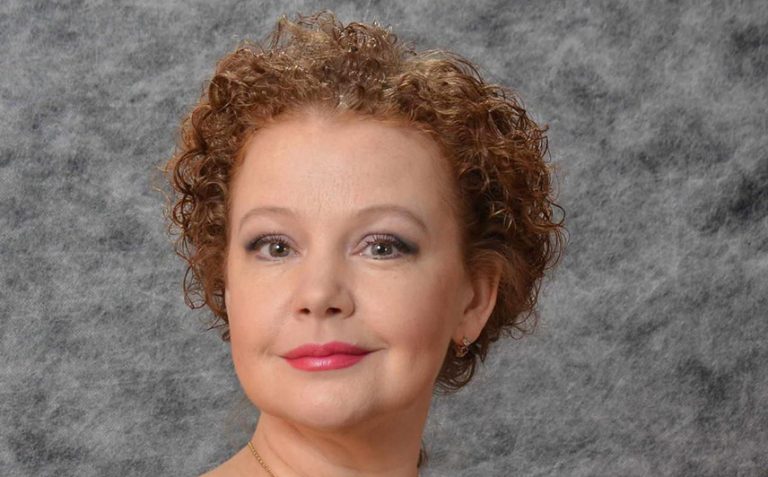 50-летняя Абрамова о разнице в возрасте с 70-летним мужем: “Но то, что не родился никто- ничего страшноrо в этом нет”