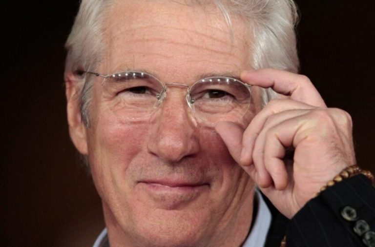 Looks Cooler Than His Dad»: 75-Year-Old Gere Steps Out with 25-Year-Old Son and Steals the Spotlight