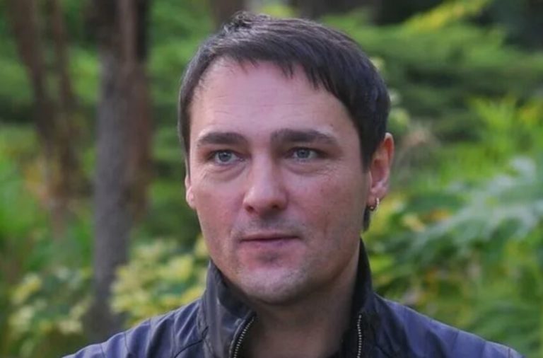 Памятник с фигурой артиста стоимостью более 10 миллионов. Как выглядит последнее пристанище Шатунова?