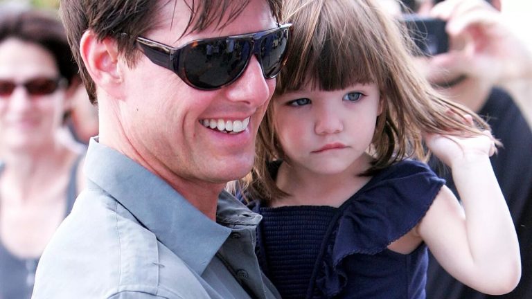 «See the celebrity child grow up!» What the only heiress of Cruise looks like with whom the actor doesn’t have any contact