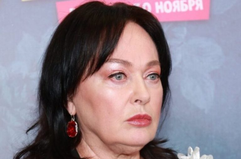 «Роскошная Ларочка»: 66-летняя Лариса Гузеева блистает на море с седыми волосами — без стыда, ботокса и фильтров