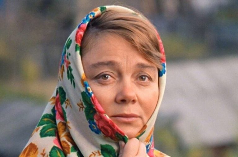 Утонченная красотка из высшего общества. Как в молодости выглядела актриса Нина Дорошина?