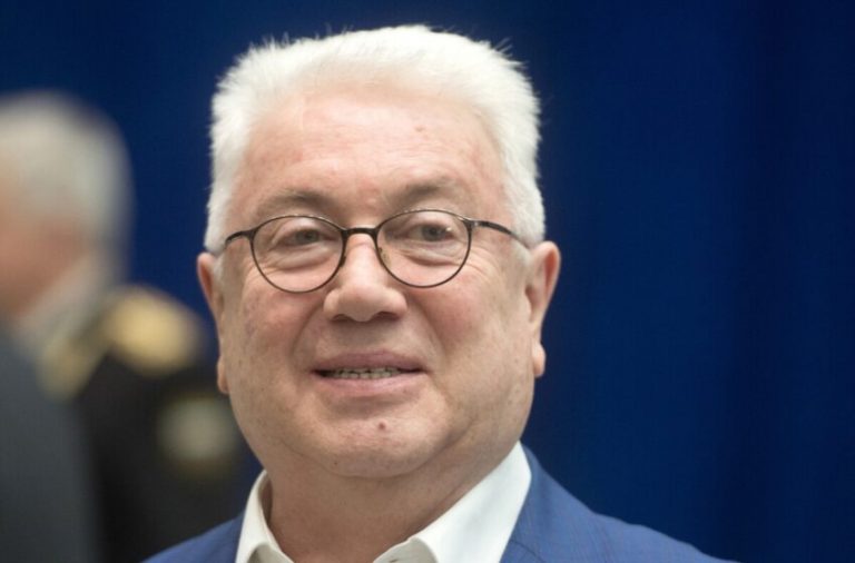 Винокур отпраздновал золотую свадьбу. Среди гостей блистала даже Королева с невесткой