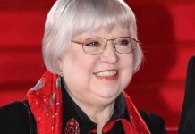 Крючкова оправдала сыновей, которые живут сегодня за границей: “Ты все равно остаешься…”