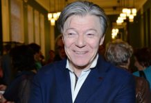 «Время не щадит, но красавец всё ещё при деле»: 87-летний Збруев появился на новых фото и снова покорил женщин