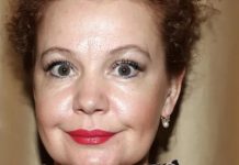 “Хотим целоваться…” Абрамова показала романтику с 77-летним мужем