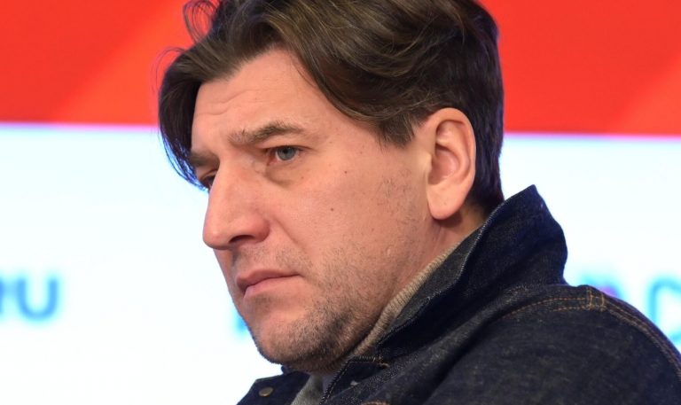 «Громко заявил — тихо отступил?» Что стало с актером Устюговым после обращения к власти