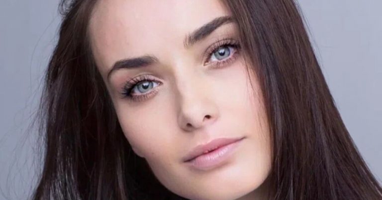 «Похвасталась прелестями в латексе»: Ксения Мишина устроила пикантную фотосессию в Нью-Йорке