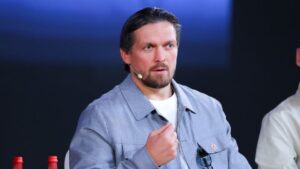 Александр Усик заявил, что готов баллотироваться в Президенты Украины. Как вам такие новости?