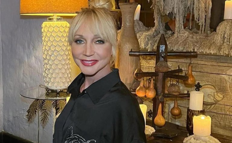 Выглядит гораздо моложе и лучше, чем бывшая жена: Орбакайте показала фото с отцом