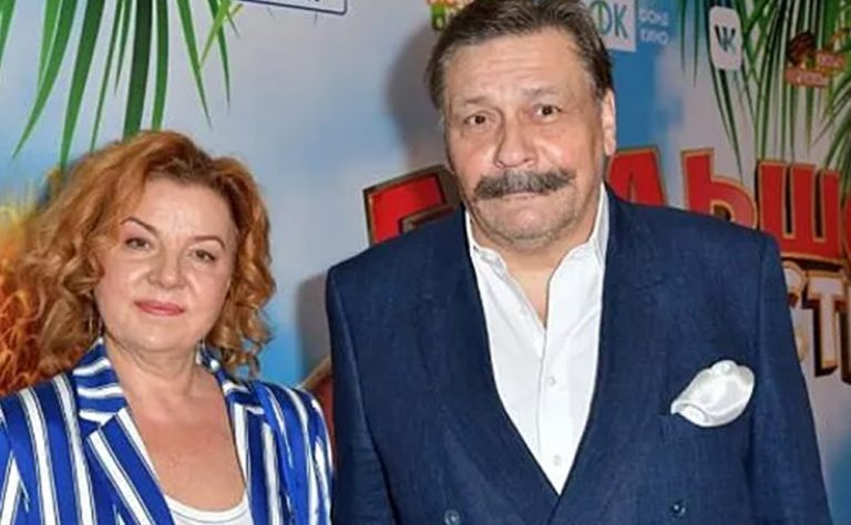 «Денег больше нет»: Дмитрий Назаров с женой едва сводят концы с концами