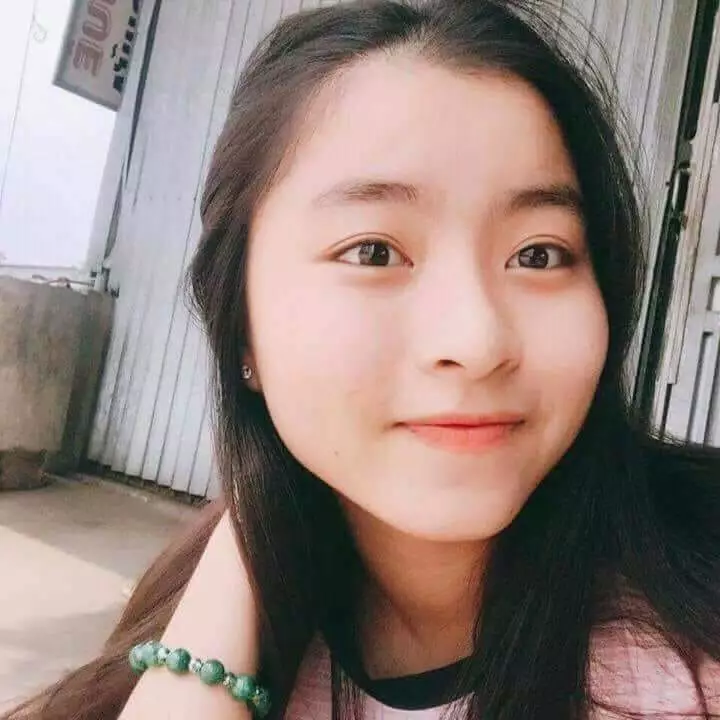 14-летняя девушка умерла во сне. Ее убийцу мать нашла прямо в ее кровати…