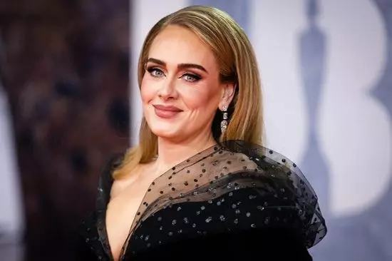 «With a swollen face and in casual clothes!»: This is what Adele looks like when she thinks no one is watching her