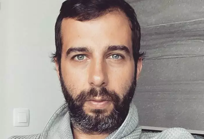 Папа еврей, мама грузинка. Ургант показал 17-летнюю голубоглазую дочь, а фанаты недоумевают: “Почему скрывал такую красотку?”