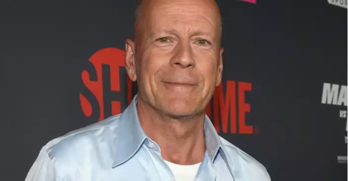 «He needs our prayers!» Here is how actor Bruce Willis looks and lives today