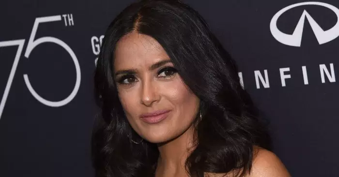 «This is too much!» Salma Hayek showed a new edited photo, which caused a stir among fans