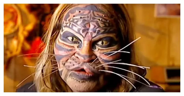 «Time to ban plastic surgeries!» What the Cat Man looked like before resulted in mixed reactions