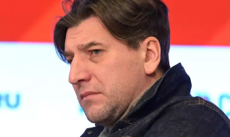 «Громко заявил — тихо отступил?» Что стало с актером Устюговым после обращения к власти