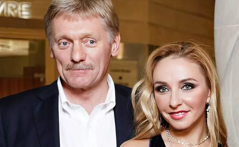 «Они с мужем посещают одного хирурга»: Навка показала нежные фото с мужем