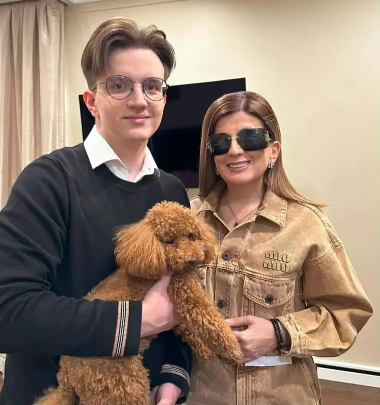 Вместо отца — он стал ее главной поддержкой